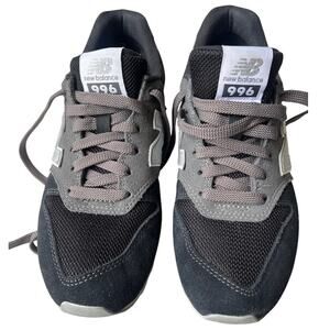 New Balance Women's 996 Black Sneaker Sz 7
